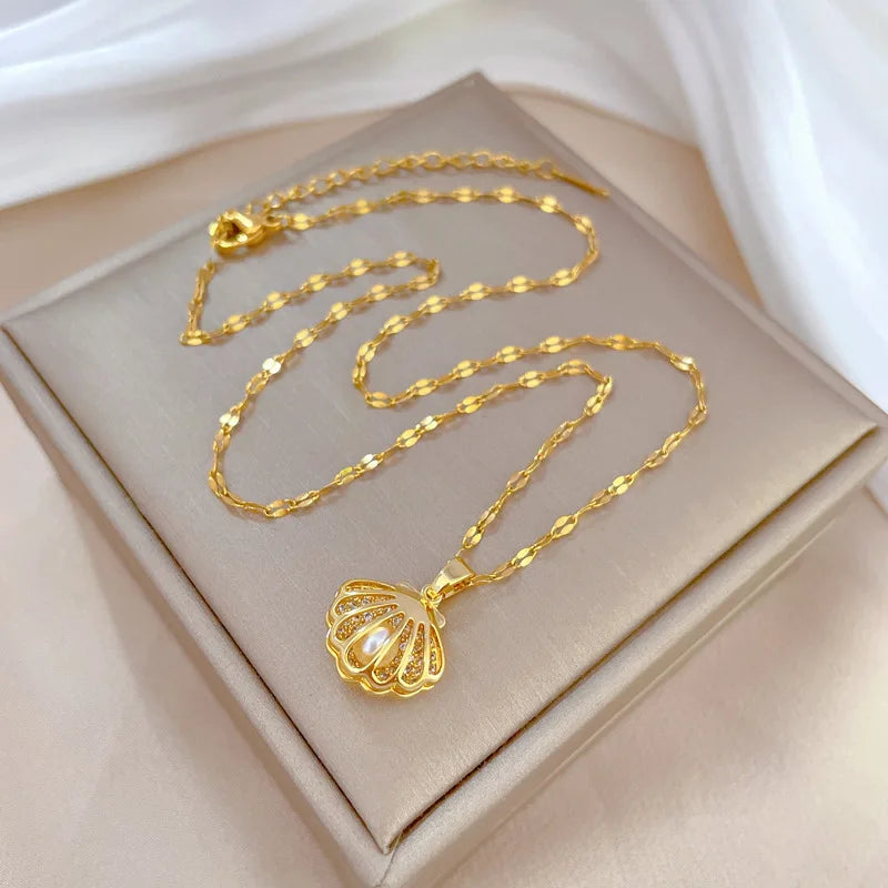 Aura French Hollow Shell Pearl Necklace