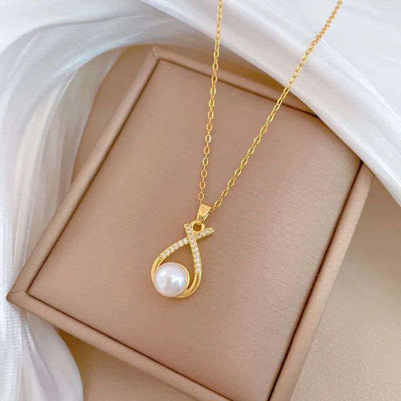 Aura Abstract Pearl Infinity Jewelry Set
