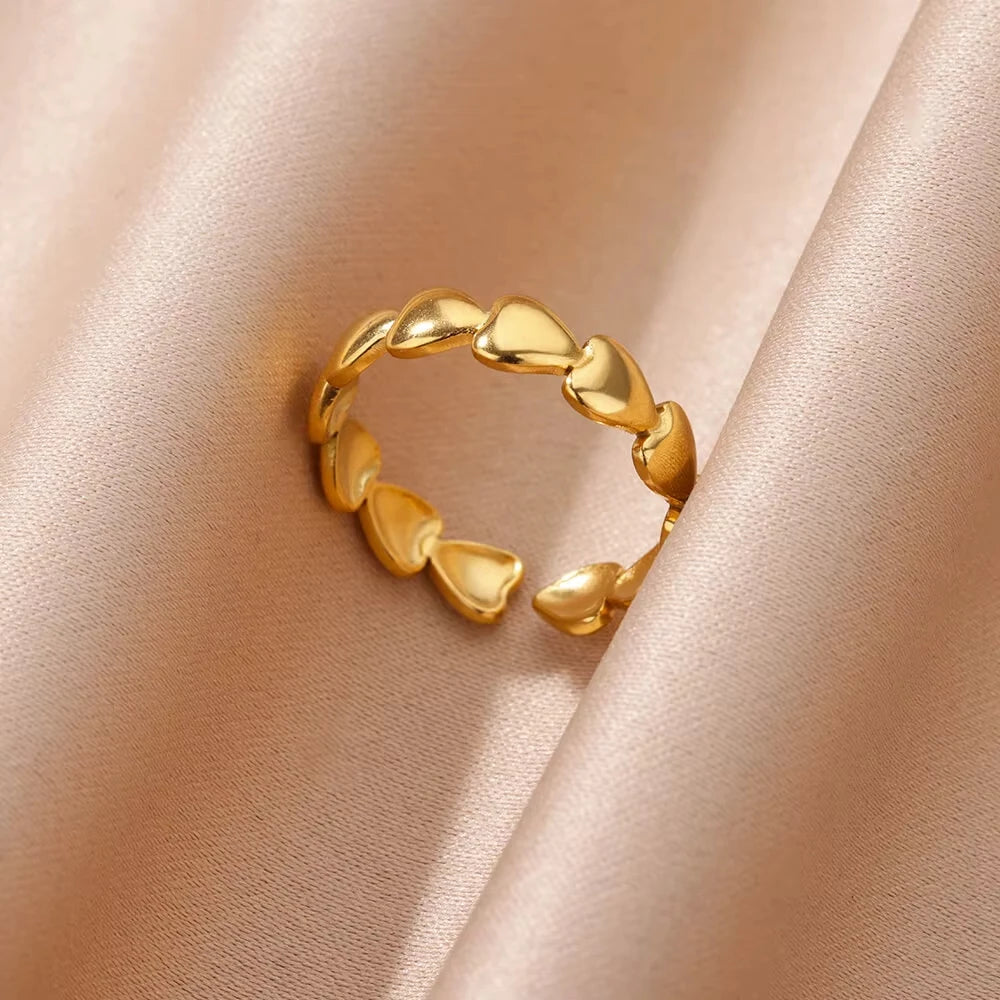 Aura Geometric Zircon Ring – Luxury Gold Edition