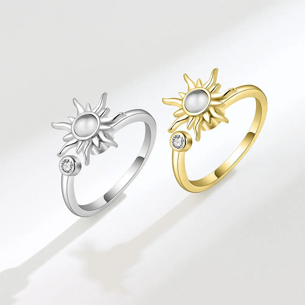 Aura Magic Motion Spinner Ring