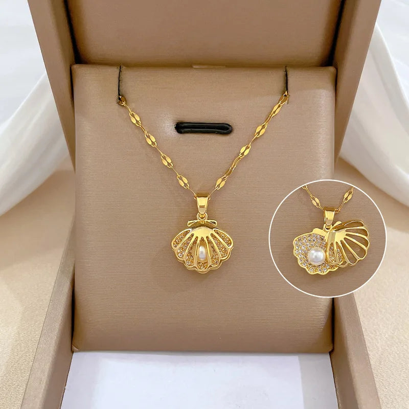 Aura French Hollow Shell Pearl Necklace