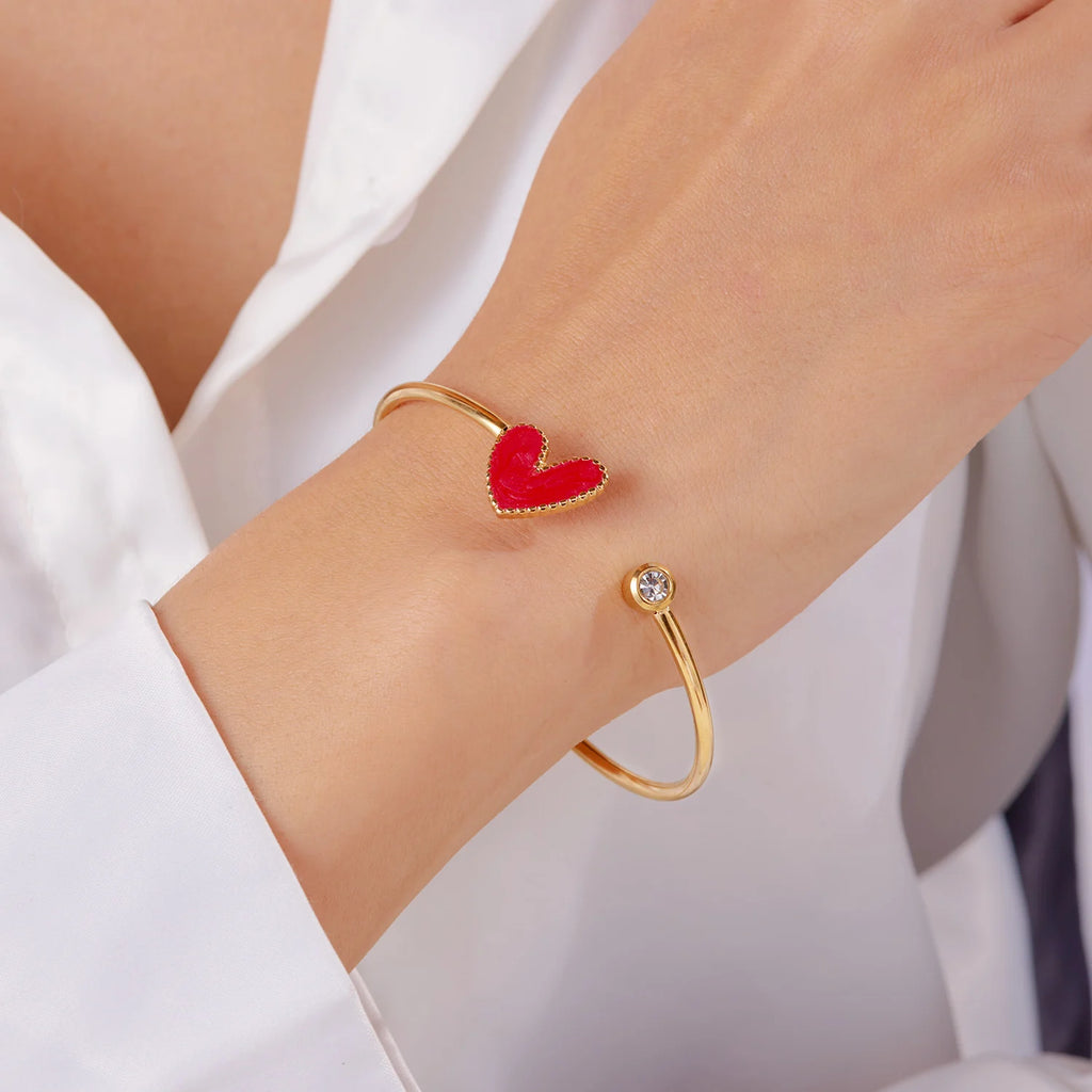 Aura Lumière Pearl Heart Open Cuff